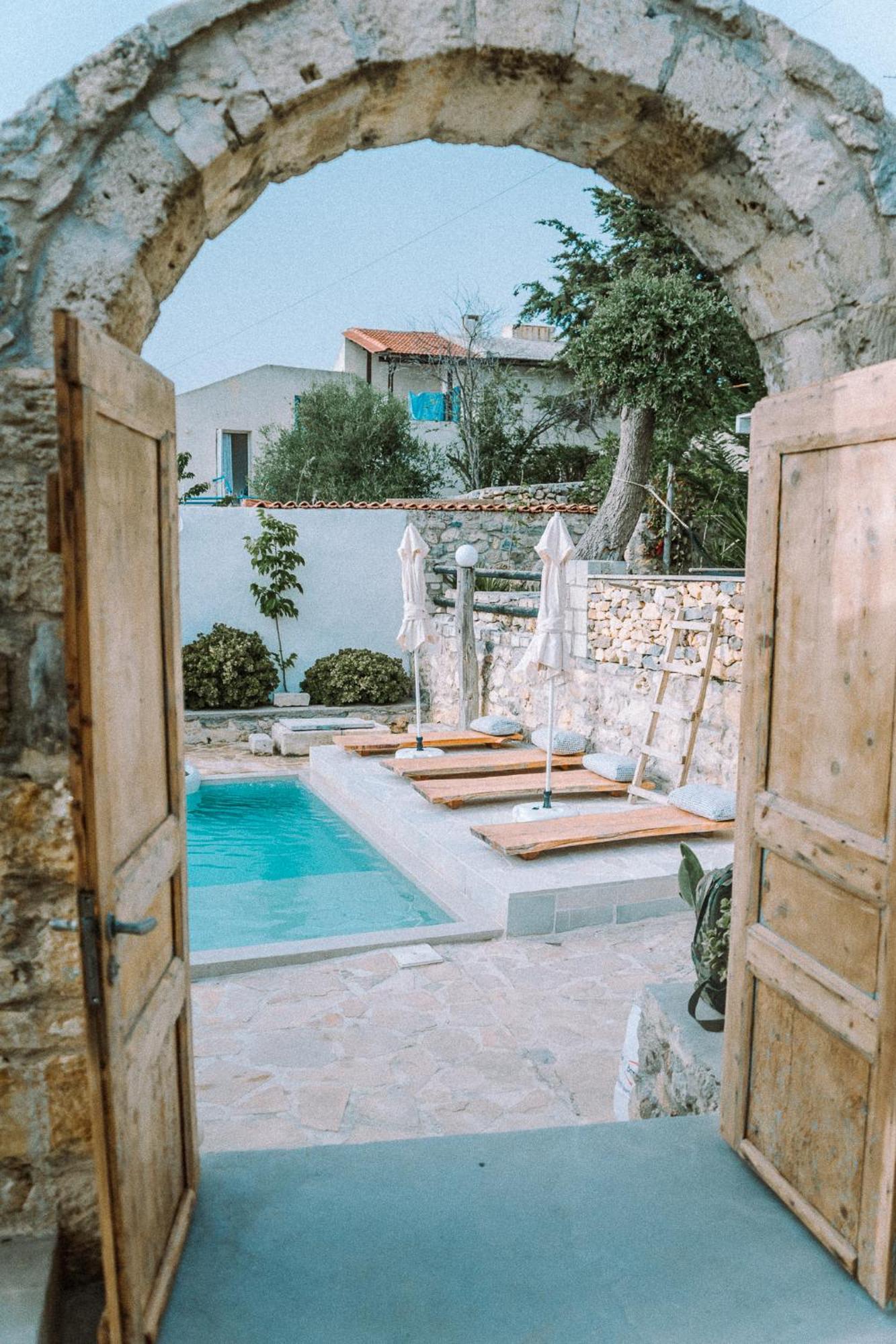 Antonia'S Stonebuilt Mansion With A Private Pool Vila Arménoi Exterior foto